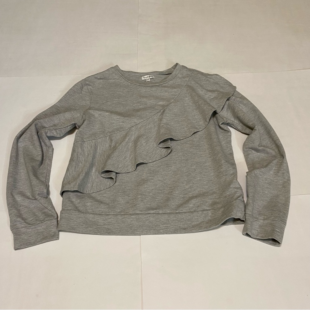 ❤️love, Fire Gray Ruffled Sweatshirt - Picture 2 of 11